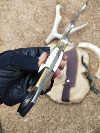 Handcrafted Full Tang Hunting knife | High-Quality Steel Blade for Tough Outdoor Use